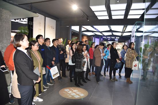 山東理工大學(xué)MBA移動課堂走進(jìn)重山集團(tuán)31