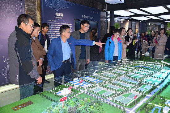 山東理工大學(xué)MBA移動課堂走進(jìn)重山集團(tuán)31