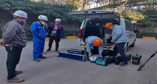 重山思沃瑞進(jìn)行排放檢測41