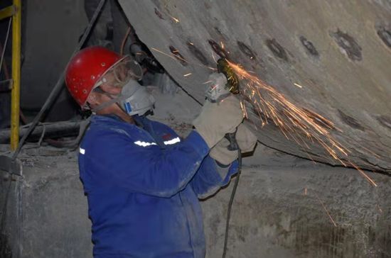 大修進(jìn)行時(shí)，這里有一群可愛(ài)的重山人.......95