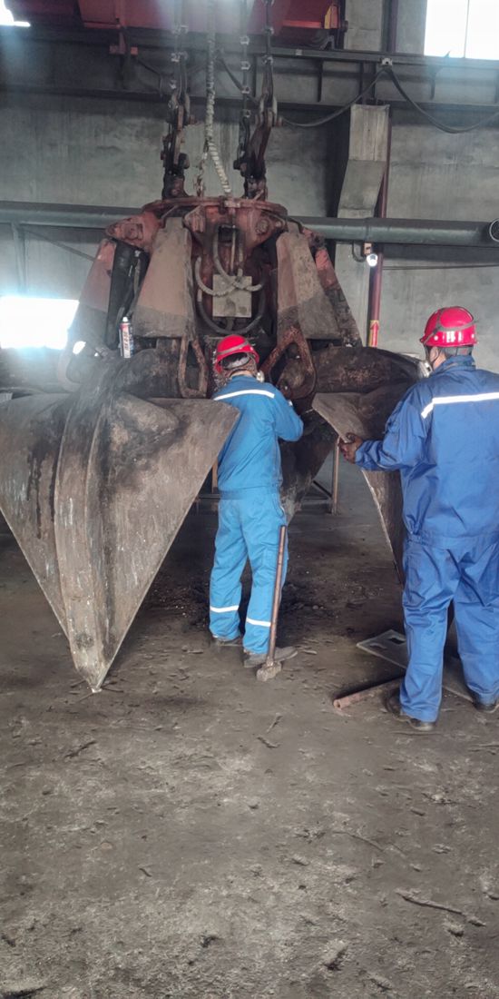 大修進(jìn)行時(shí)，這里有一群可愛(ài)的重山人.......95