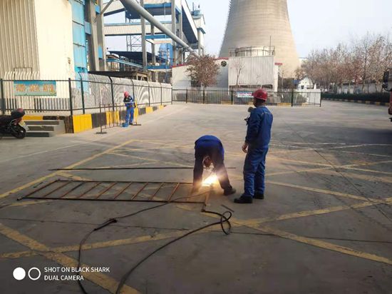 大修進(jìn)行時(shí)，這里有一群可愛(ài)的重山人.......95