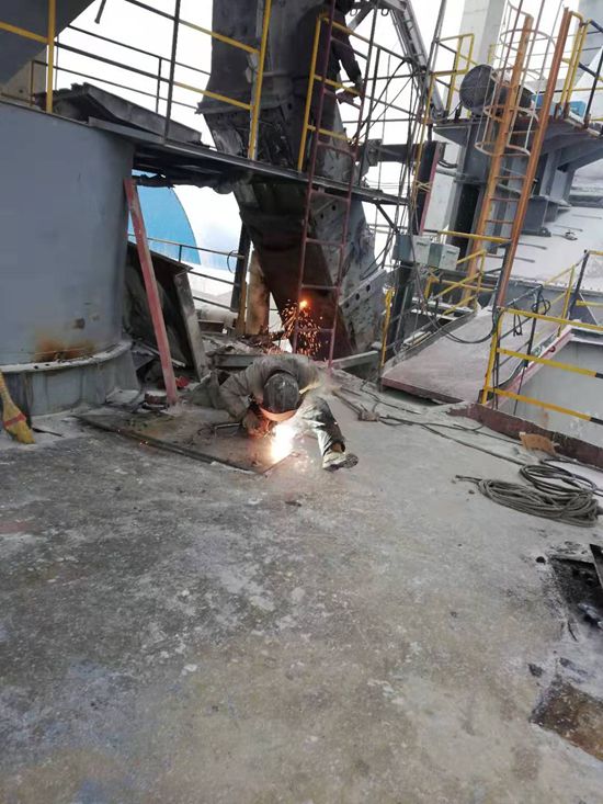 大修進(jìn)行時，這里有一群可愛的重山人.......（三）82