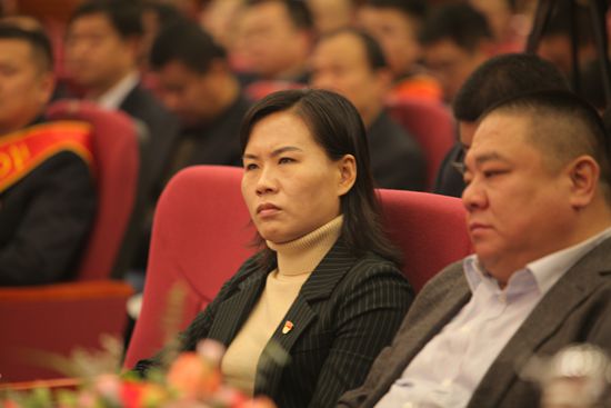 “致良知”引領(lǐng)企業(yè)發(fā)展新輝煌 集團(tuán)隆重召開2020年工作會議11