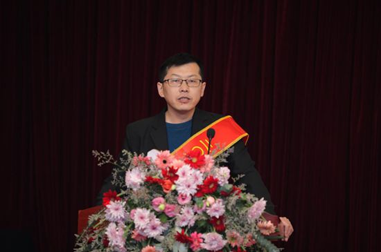 “致良知”引領(lǐng)企業(yè)發(fā)展新輝煌 集團(tuán)隆重召開2020年工作會議11