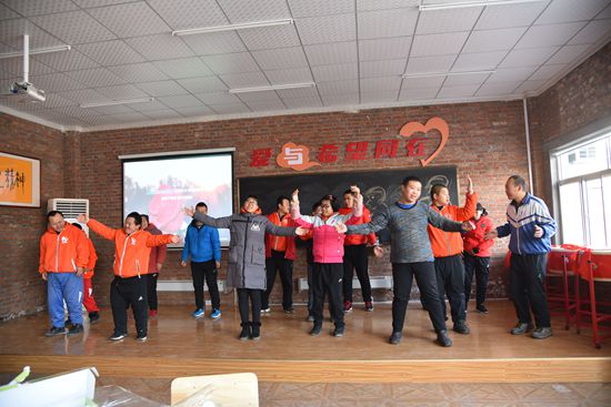 愛與希望同在——運(yùn)營(yíng)中心走進(jìn)憨兜家園開展致良知公益行活動(dòng)61