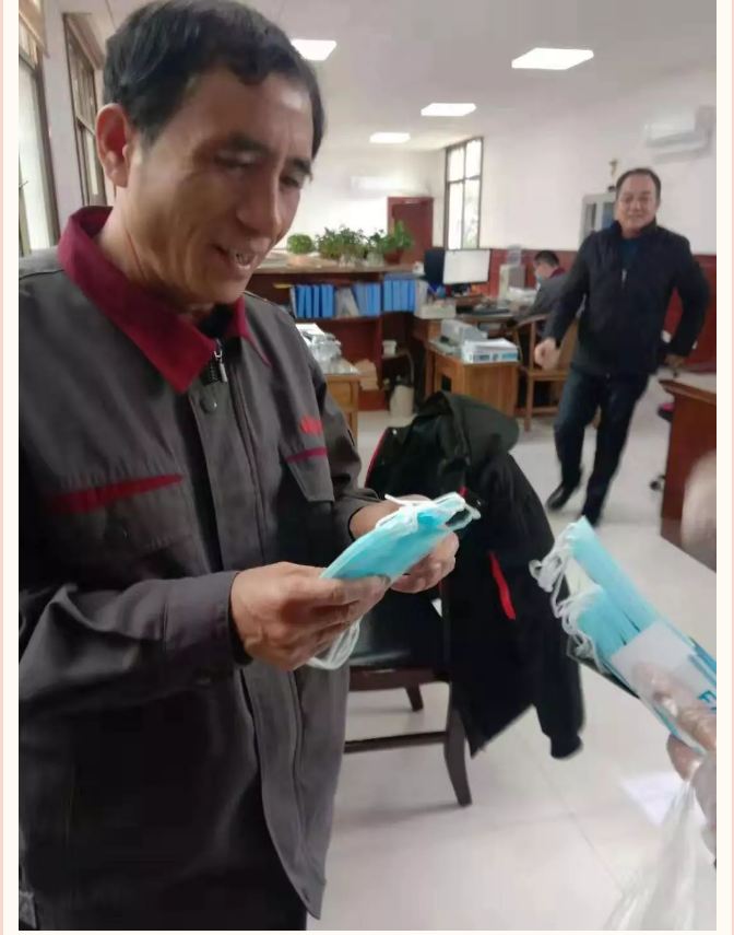 重山集團召開緊急會議 ，安排部署疫情防控工作95