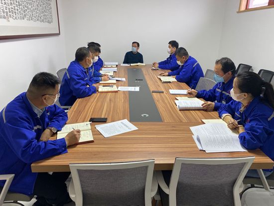 重山思沃瑞召開月度工作會議89