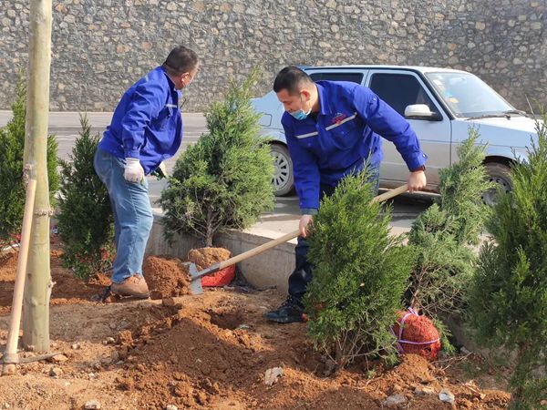 魯中水泥黨支部開展主題黨日活動(dòng)68