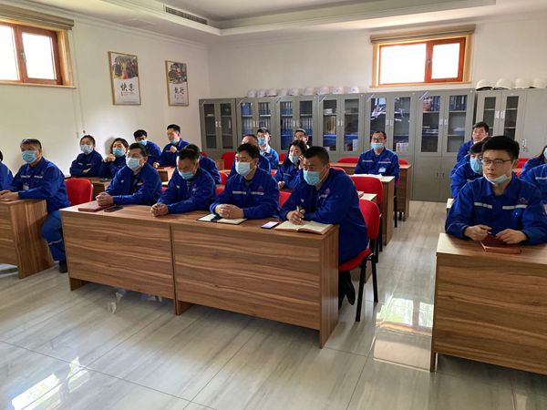 重山思沃瑞組織“致良知”學(xué)習(xí)70