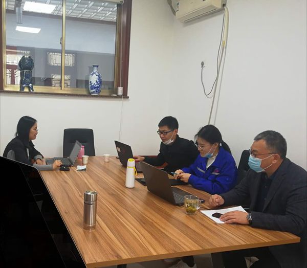 集團(tuán)財務(wù)中心組織專題培訓(xùn)98