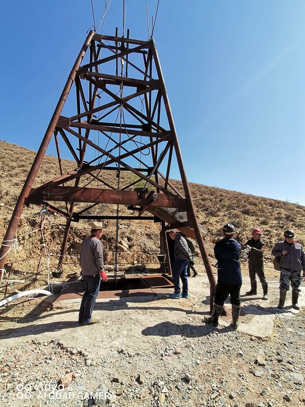 螢澤礦業(yè)推進探礦工作進度 40