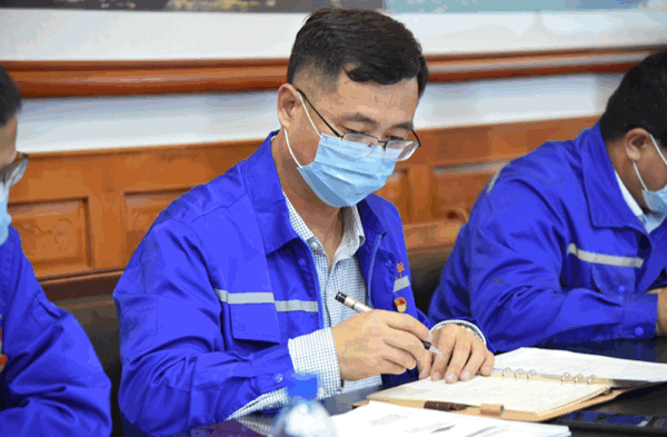 堅(jiān)守初心使命 不負(fù)時(shí)代擔(dān)當(dāng)——區(qū)委“流動(dòng)黨?！边M(jìn)重山4