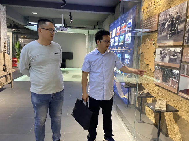 淄博育才中學到集團參觀交流16