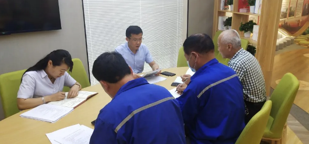 集團黨總支召開黨建工作交流會25