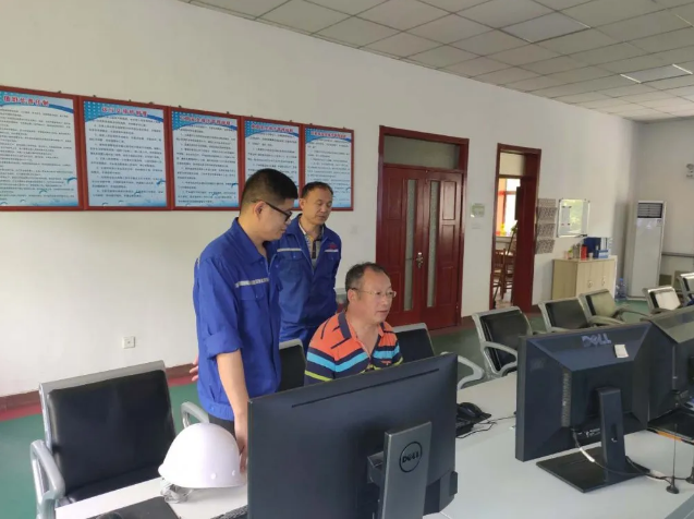 魯中水泥順利通過(guò)測(cè)量管理體系外審19