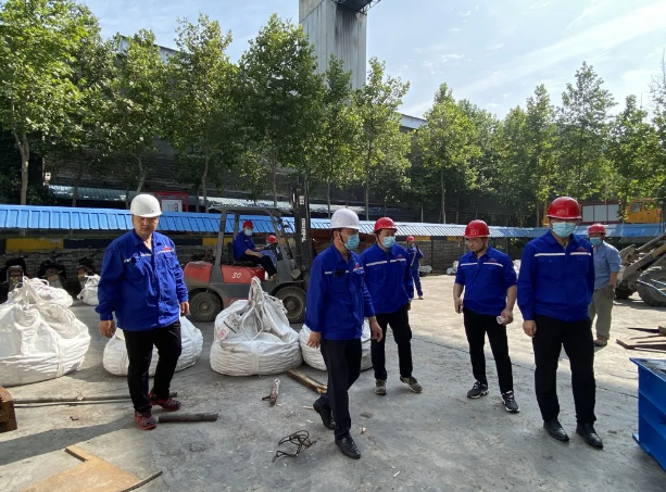 集團運營中心組織現場紀律督查16