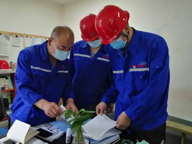 魯蒙公司開展制度及疫情防控專項(xiàng)檢查51