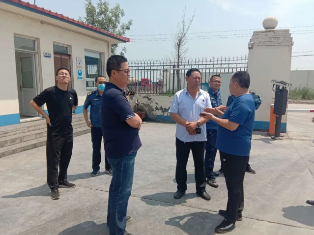 河北省車(chē)輛源頭治超督察組到黃驊三陽(yáng)檢查指導(dǎo)2