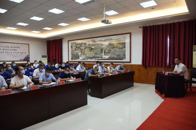 集團(tuán)公司組織集體學(xué)習(xí) ——王魯淄交流分享《踐行“致良知”，提升企業(yè)綜合競(jìng)爭(zhēng)力》84