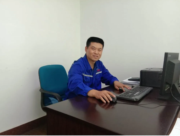 【重山人·重山事】人生的價(jià)值不在于長(zhǎng)度而在于寬度 ——記魯中水泥化驗(yàn)室主任劉帥