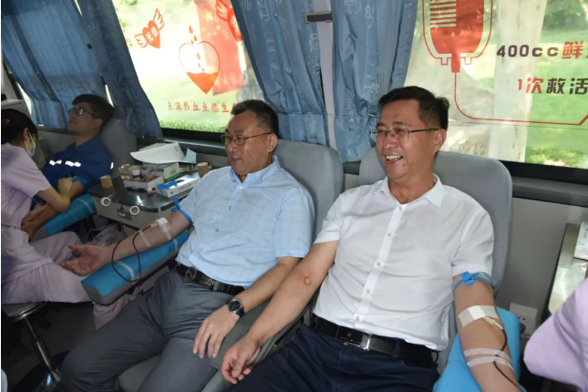 濃情熱血 獻禮祖國—“致良知”重山在行動